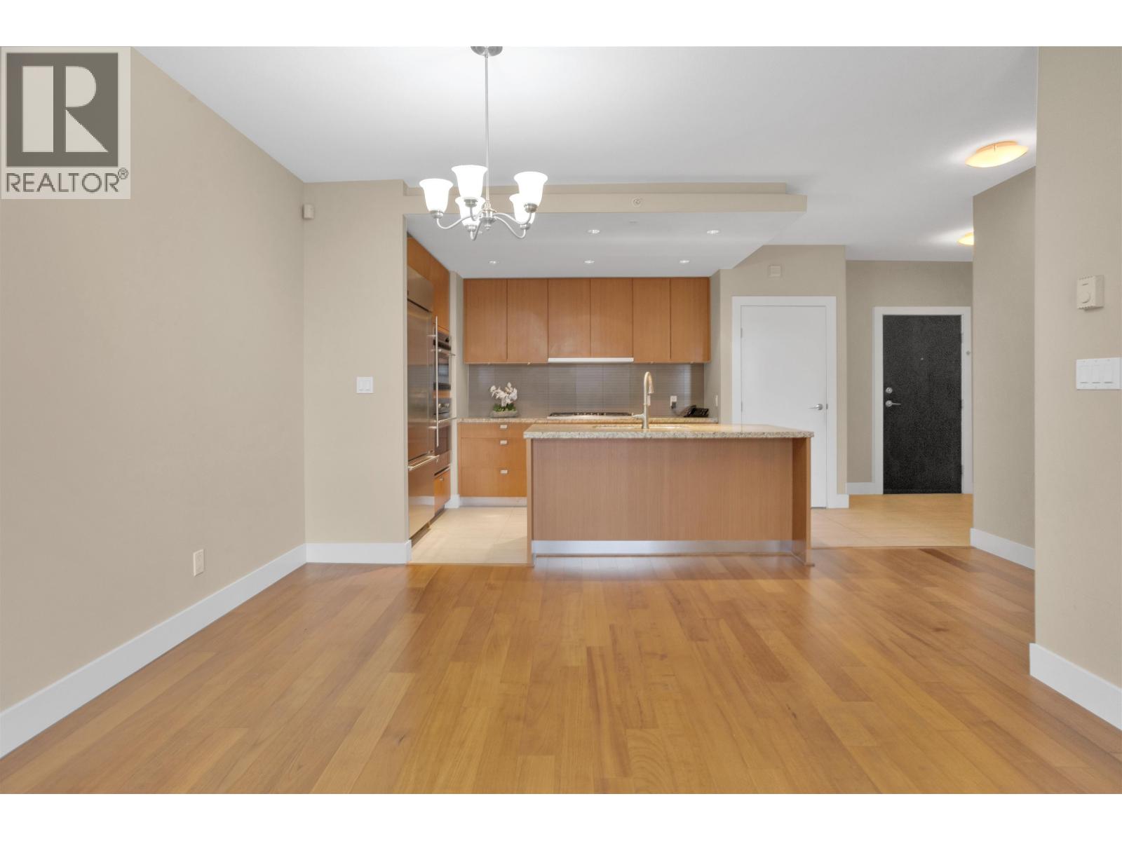 304 6080 Iona Drive, Vancouver, British Columbia  V6T 0A4 - Photo 10 - R3117366