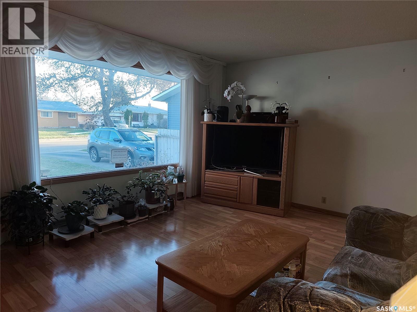 1113 Jubilee Drive, Swift Current, Saskatchewan  S9H 2A1 - Photo 11 - SK034500