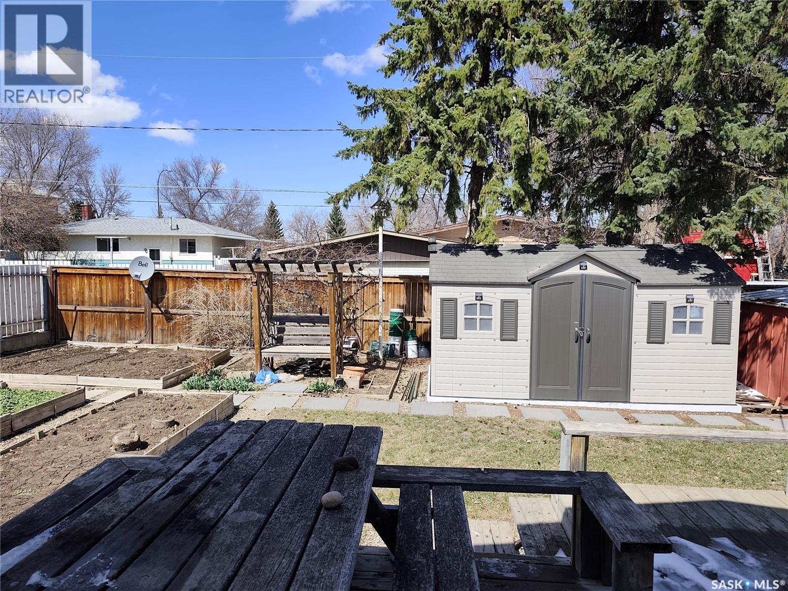 1113 Jubilee Drive, Swift Current, Saskatchewan  S9H 2A1 - Photo 46 - SK034500
