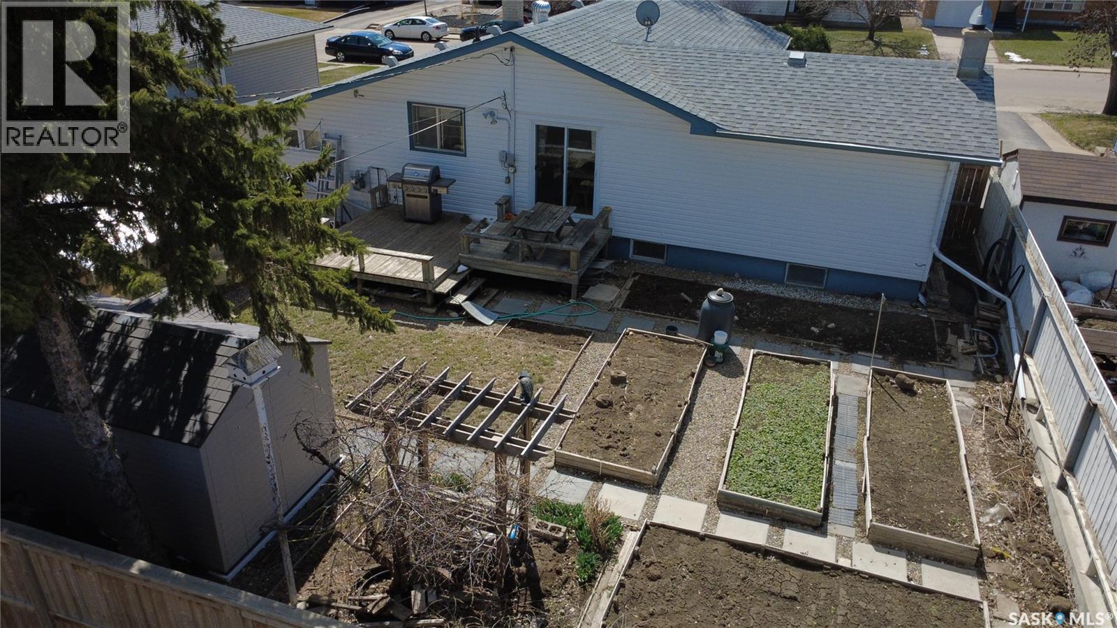 1113 Jubilee Drive, Swift Current, Saskatchewan  S9H 2A1 - Photo 47 - SK034500