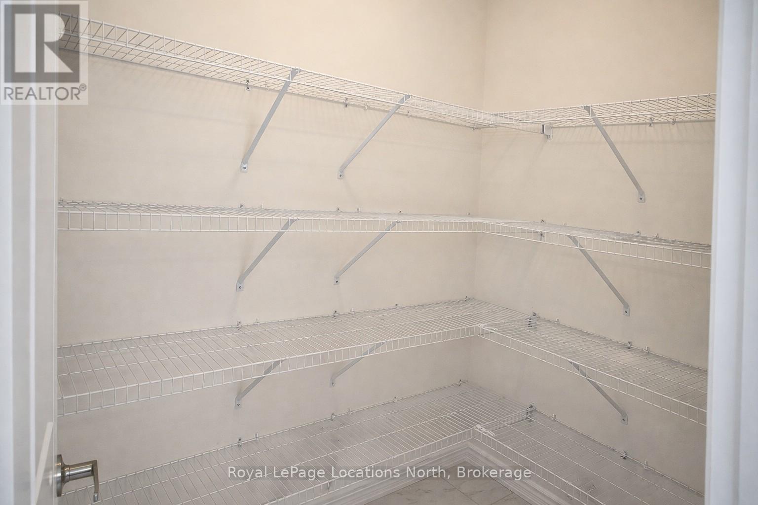 218 Roy Drive, Clearview, Ontario  L0M 1S0 - Photo 9 - S13056200