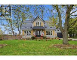 27 BLOSSOM AVENUE, Brantford, Ontario