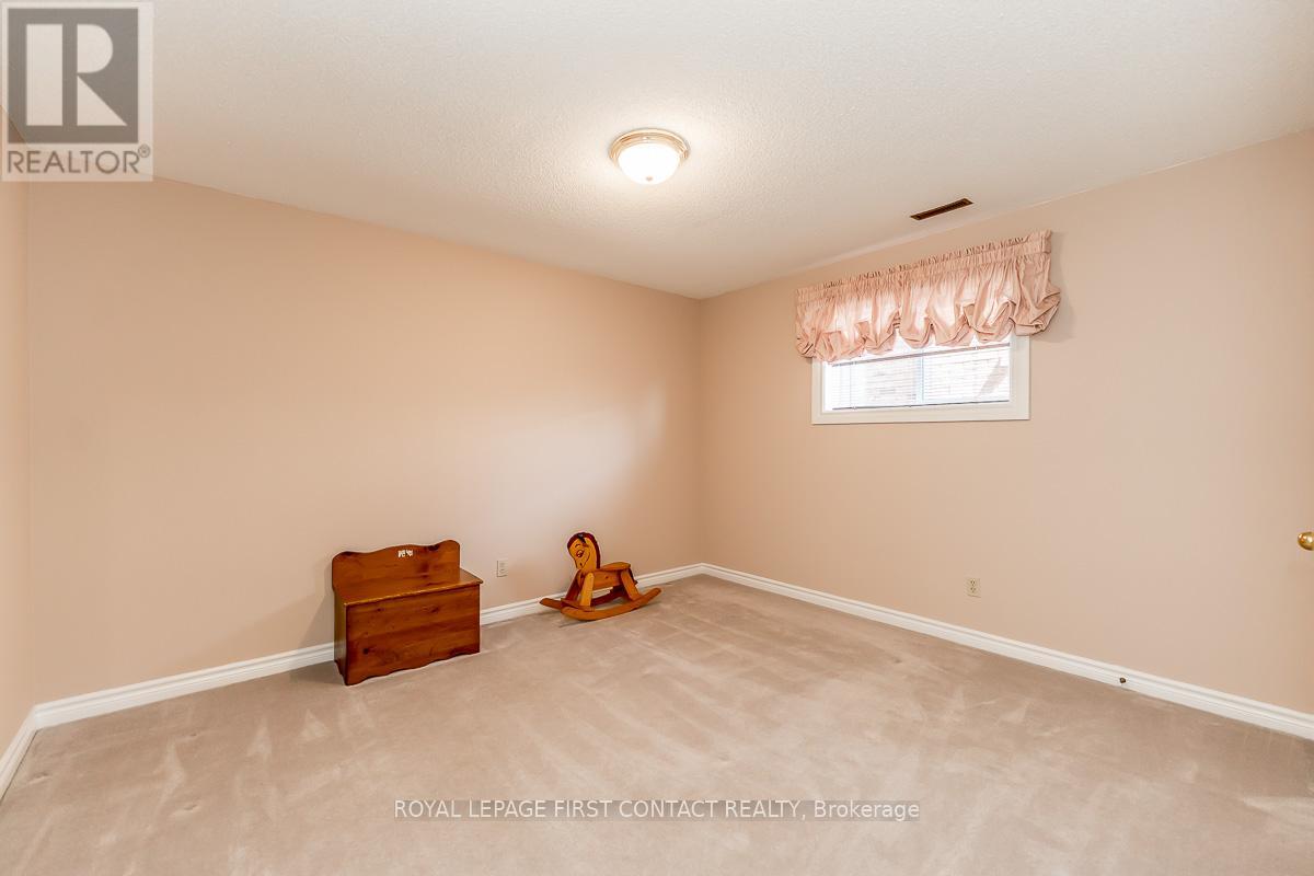 35 Gibbon Drive, Barrie, Ontario  L4N 6S9 - Photo 28 - S13061852
