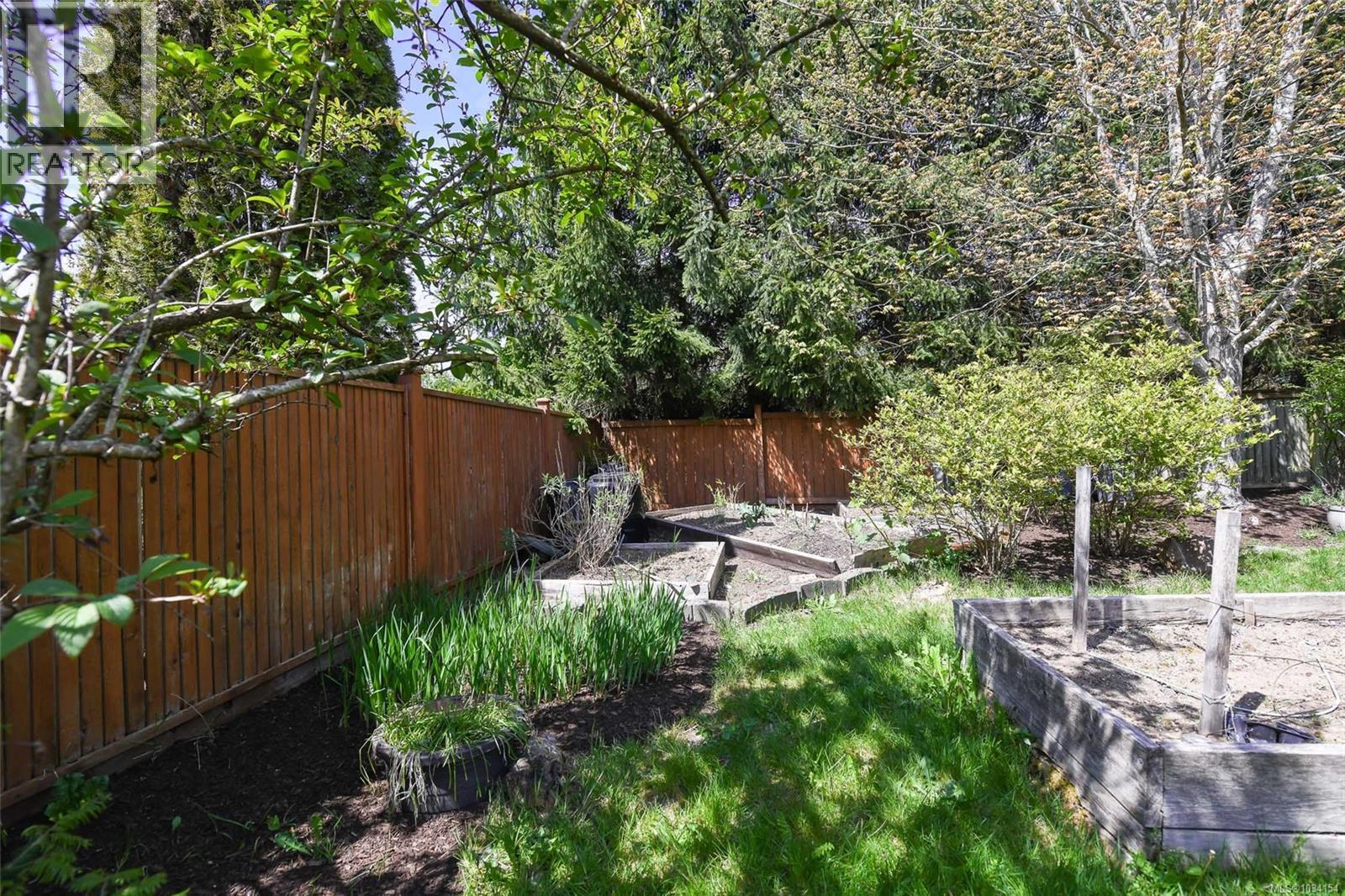349 Durrand Pl, Courtenay, British Columbia  V9N 8N3 - Photo 41 - 1034154