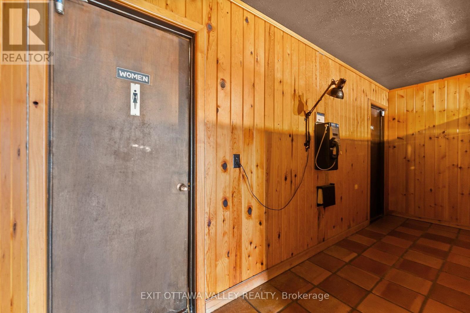 104 K/o Lodge Trail, Laurentian Hills, Ontario  K0J 1P0 - Photo 18 - X13065828