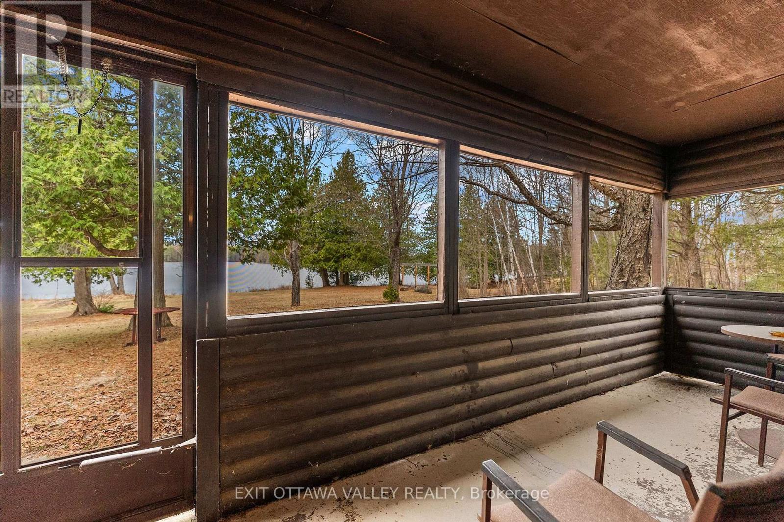 104 K/o Lodge Trail, Laurentian Hills, Ontario  K0J 1P0 - Photo 44 - X13065828