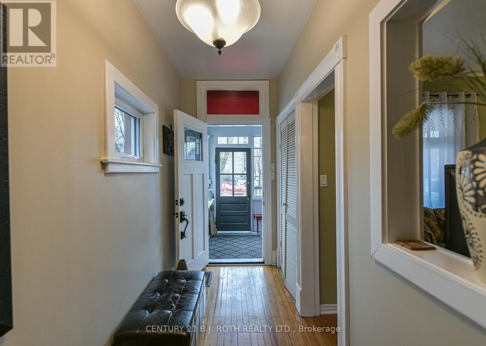 45 Albert Street N, Orillia, Ontario  L3V 5K3 - Photo 11 - S13060220