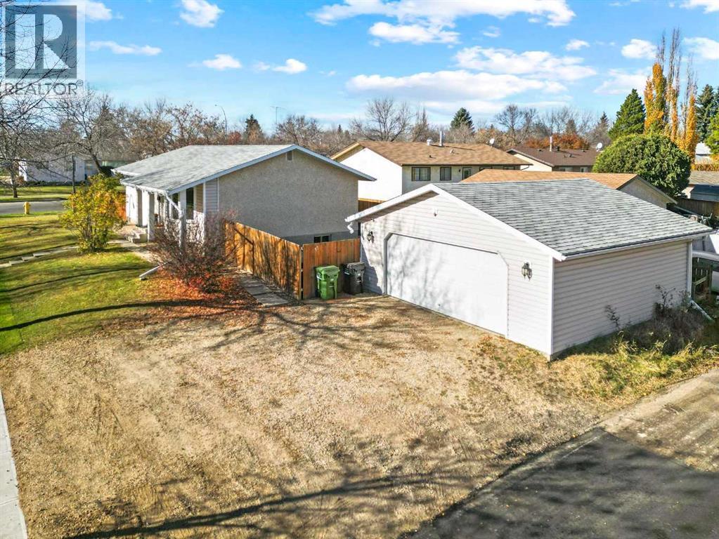 5620 Marler Drive, Camrose, Alberta  T4V 2T7 - Photo 20 - A2273922