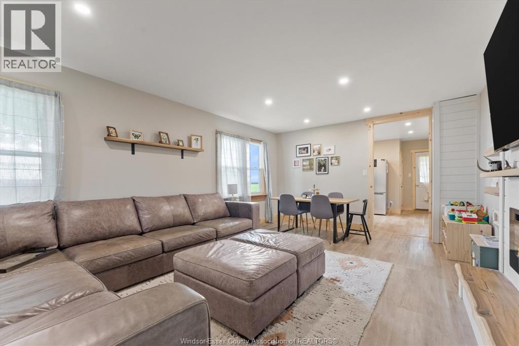 1722 Mersea Rd D, Leamington, Ontario  N8H 3V4 - Photo 3 - 26009634