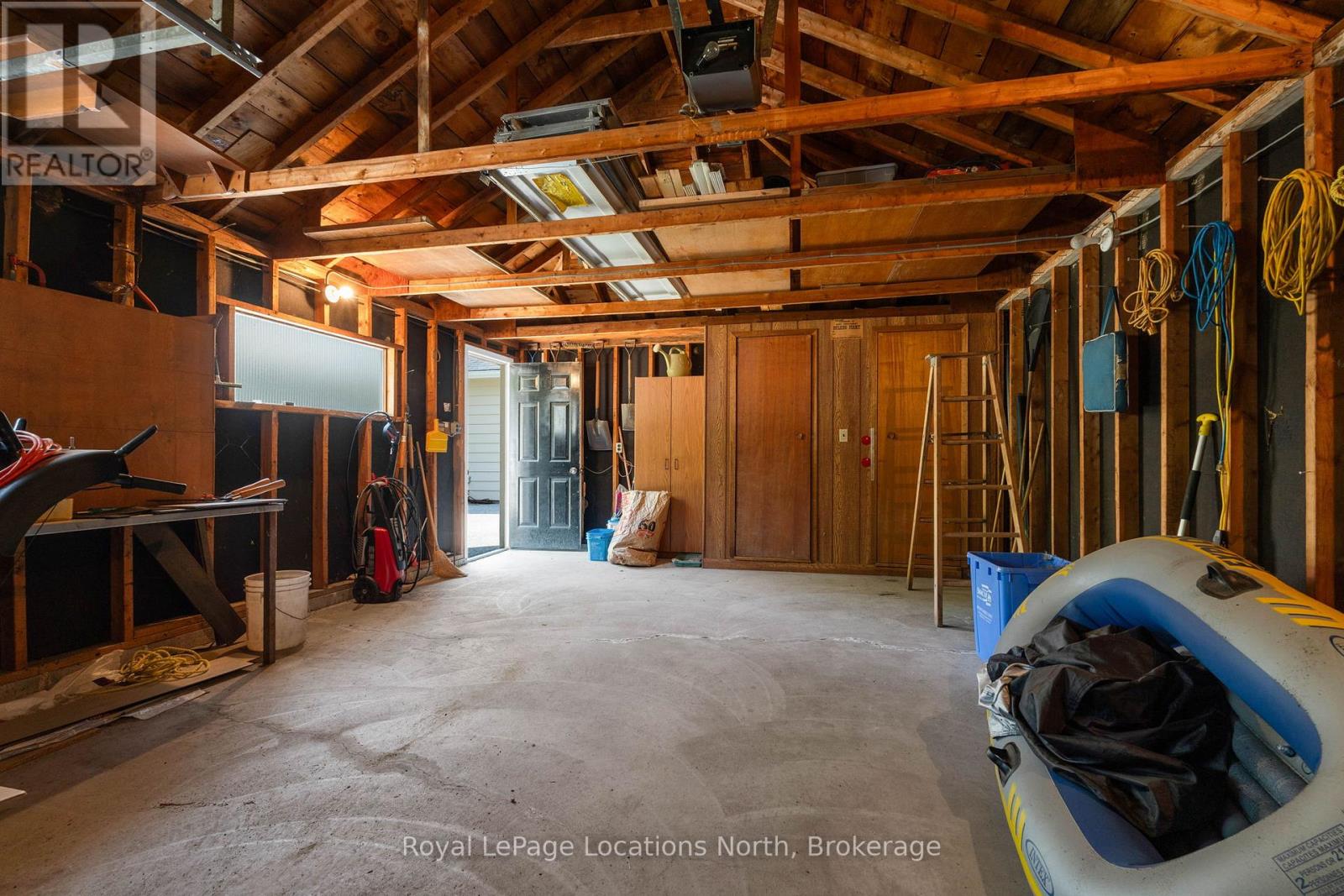 297 Beach Road, Innisfil, Ontario  L0L 1R0 - Photo 32 - N13065800