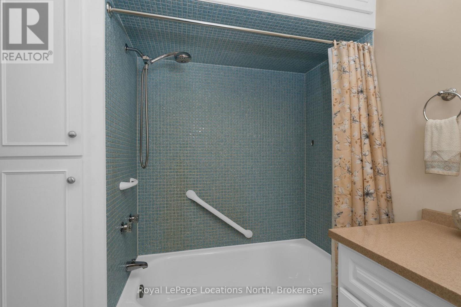 297 Beach Road, Innisfil, Ontario  L0L 1R0 - Photo 36 - N13065800