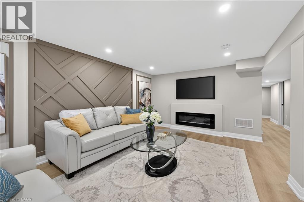 170 Fernwood Crescent, Hamilton, Ontario  L8T 3L4 - Photo 35 - 40824731