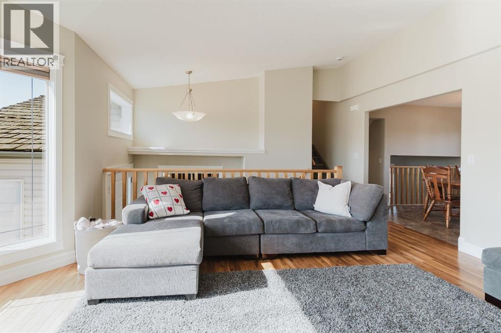 12102 Cygnet Boulevard, Grande Prairie, Alberta  T8X 1N3 - Photo 5 - A2306359