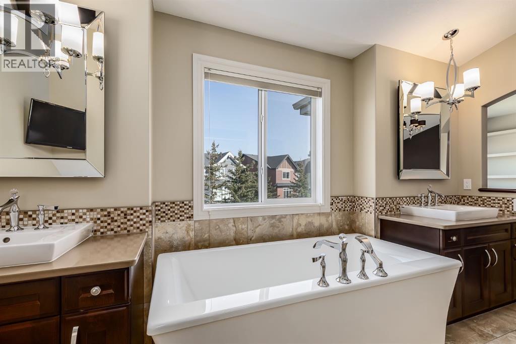 202 Cooperstown Lane Sw, Airdrie, Alberta  T4B 2L2 - Photo 20 - A2302751