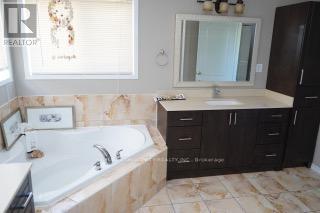 151 Gillett Drive, Ajax (Northeast Ajax), Ontario  L1Z 0C1 - Photo 14 - E13065872
