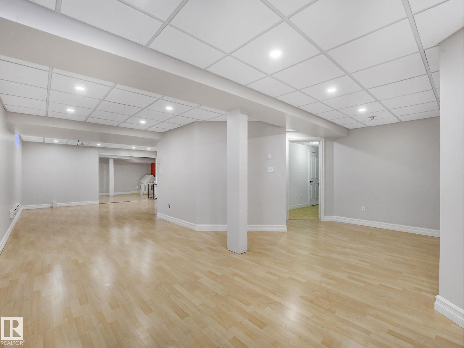160 Carlson Cl Nw, Edmonton, Alberta  T6R 2J7 - Photo 48 - E4485025