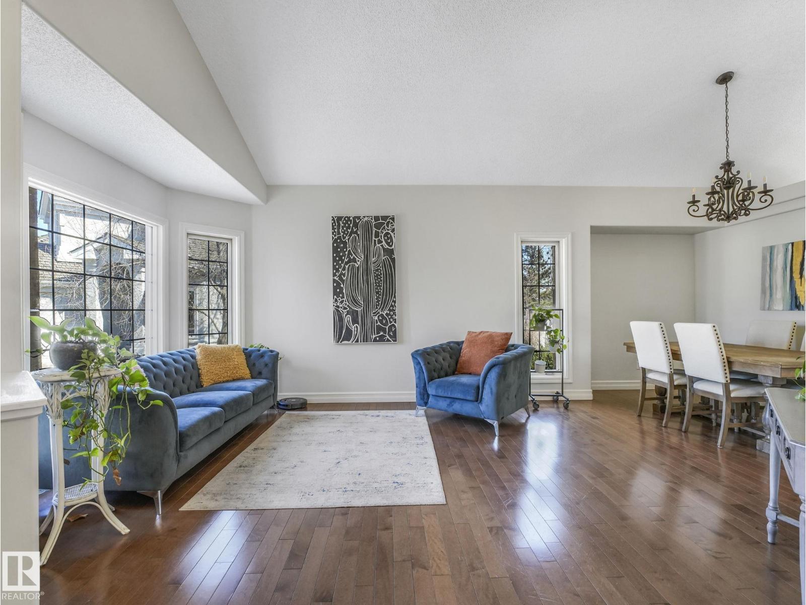 160 Carlson Cl Nw, Edmonton, Alberta  T6R 2J7 - Photo 8 - E4485025