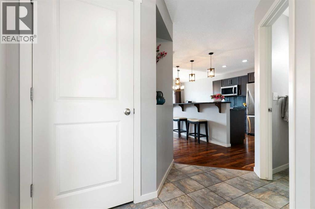 64 Sage Valley Drive Nw, Calgary, Alberta  T3R 0C9 - Photo 3 - A2302219