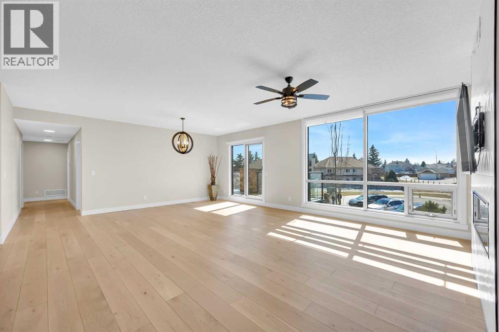 409, 15 Cougar Ridge Landing SW, Calgary, Alberta  T3H 6C3 - Photo 11 - A2302577