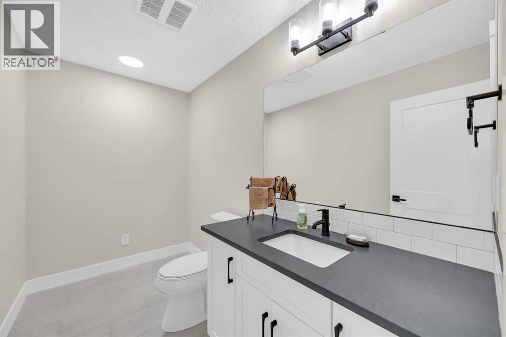 409, 15 Cougar Ridge Landing SW, Calgary, Alberta  T3H 6C3 - Photo 14 - A2302577