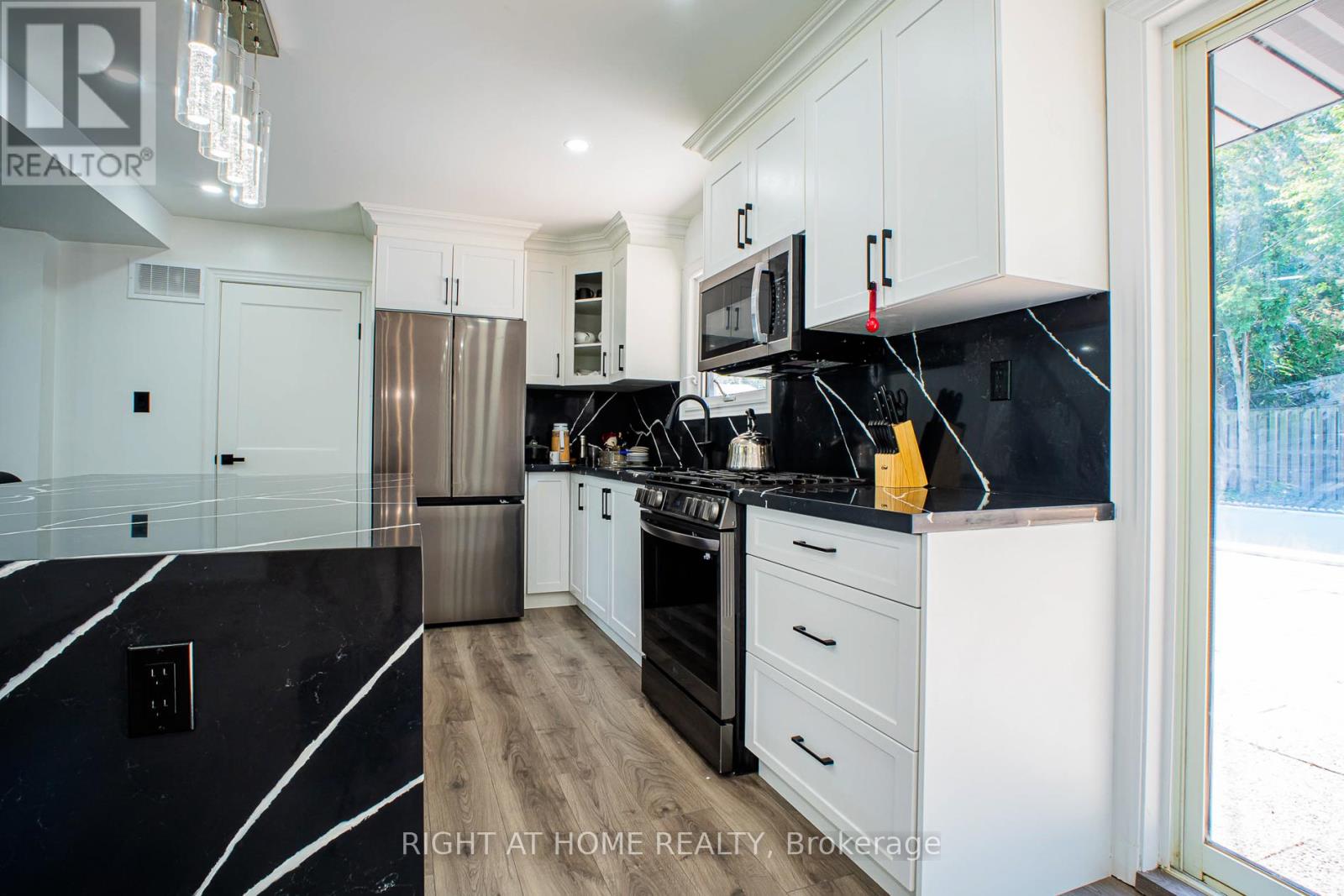 77 Elford Crescent, Hamilton, Ontario  L8K 5K8 - Photo 17 - X13065798