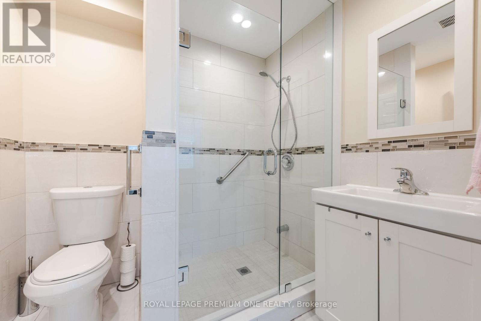 63 Haverson Boulevard, Toronto, Ontario  M6M 3J8 - Photo 21 - W13059294