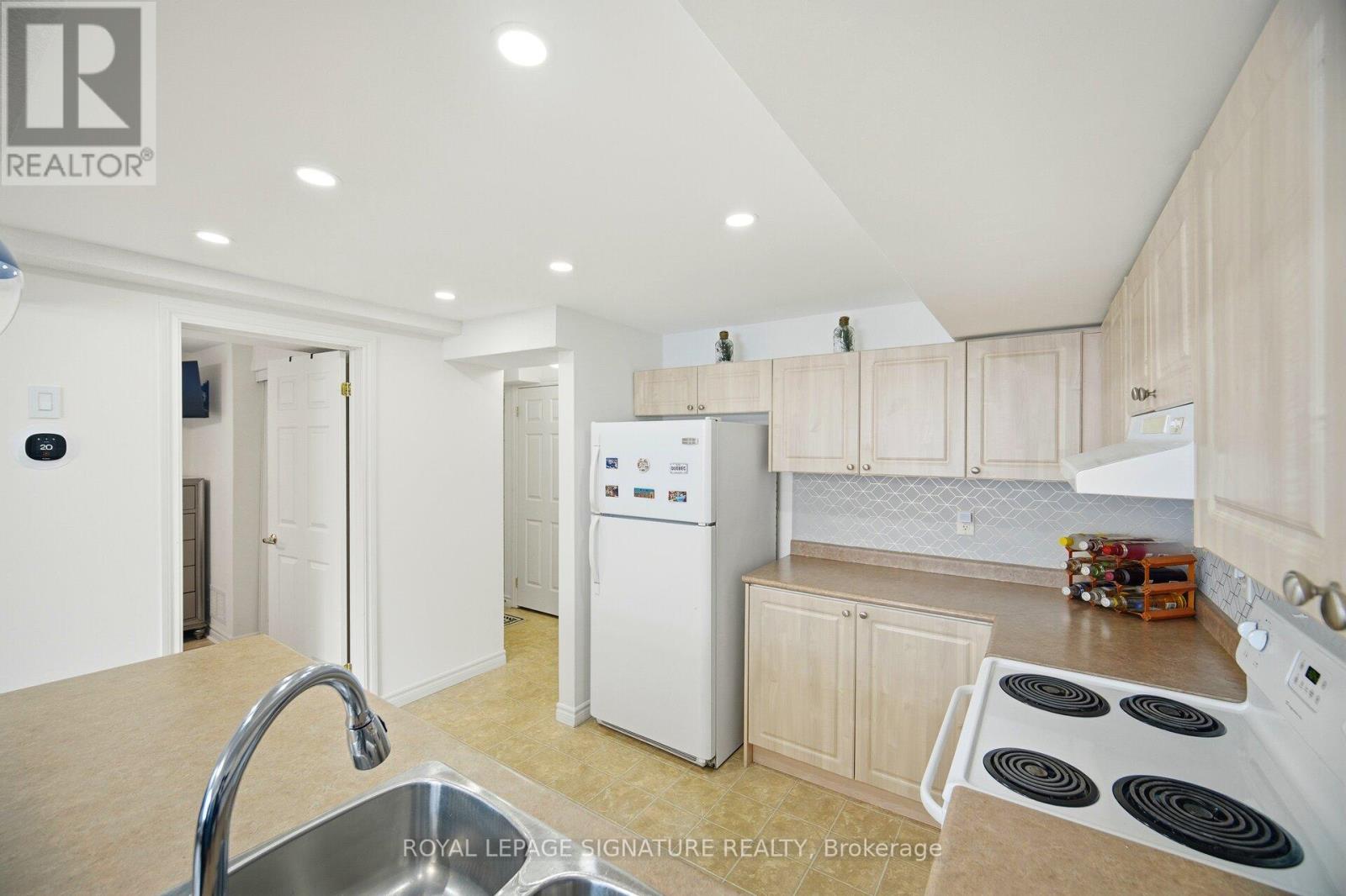 5 - 89 Goodwin Drive, Barrie, Ontario  L4N 6K4 - Photo 8 - S13064740