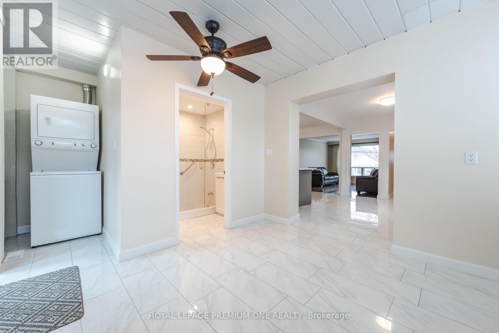63 Haverson Boulevard, Toronto, Ontario  M6M 3J8 - Photo 20 - W13059294