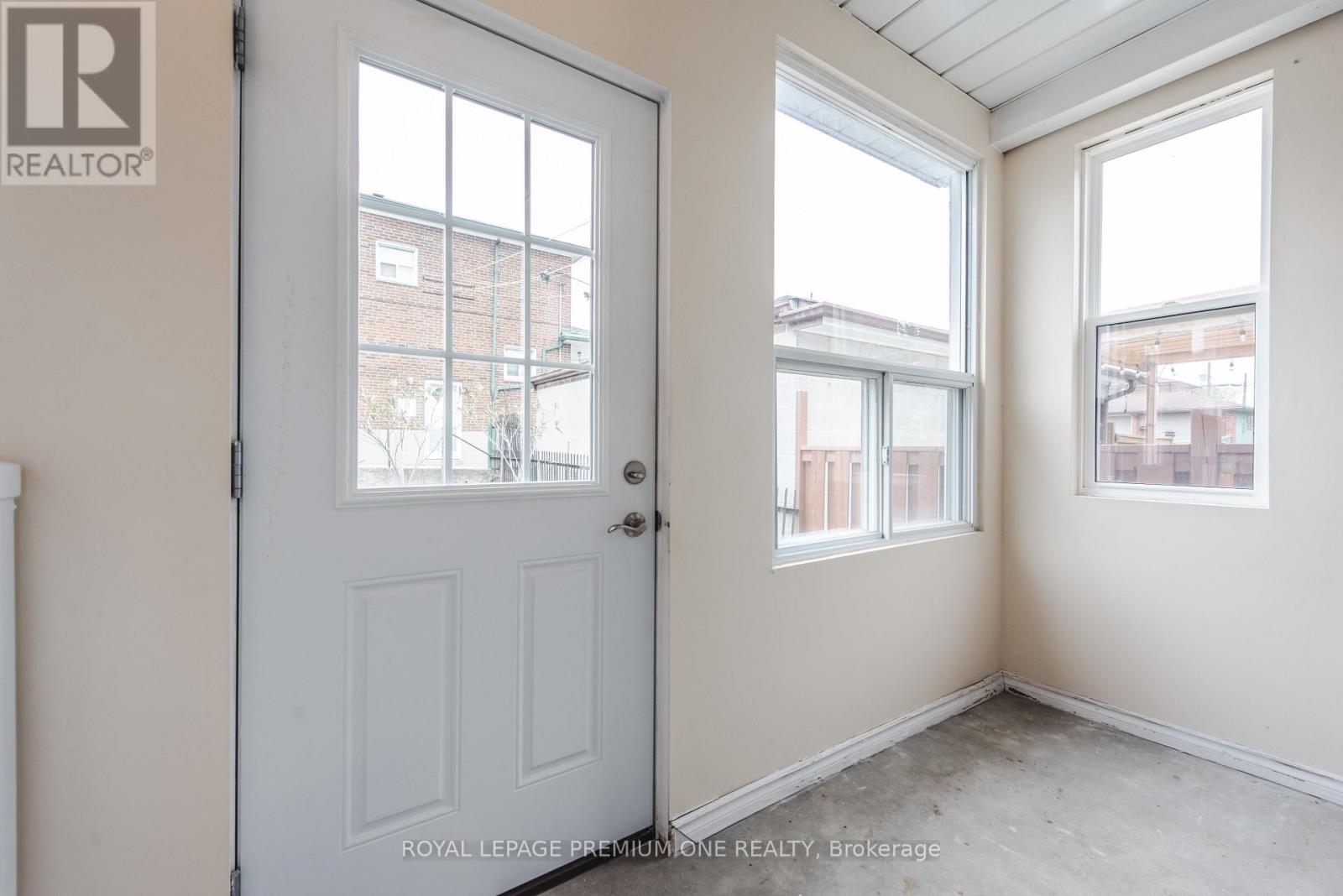 63 Haverson Boulevard, Toronto, Ontario  M6M 3J8 - Photo 22 - W13059294