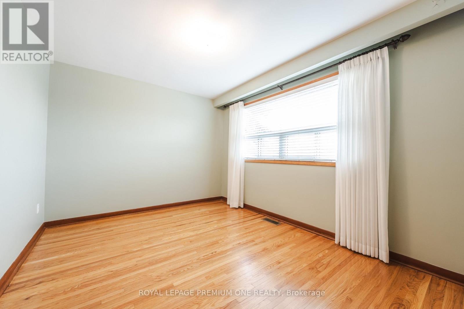 63 Haverson Boulevard, Toronto, Ontario  M6M 3J8 - Photo 28 - W13059294