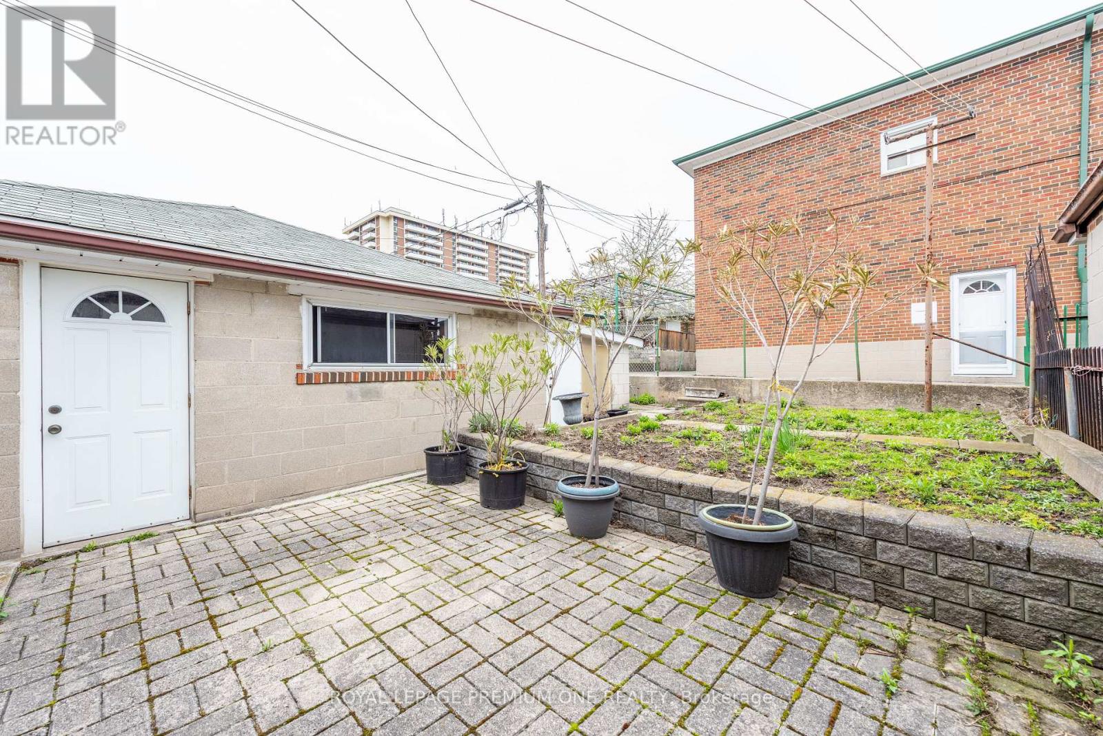 63 Haverson Boulevard, Toronto, Ontario  M6M 3J8 - Photo 48 - W13059294
