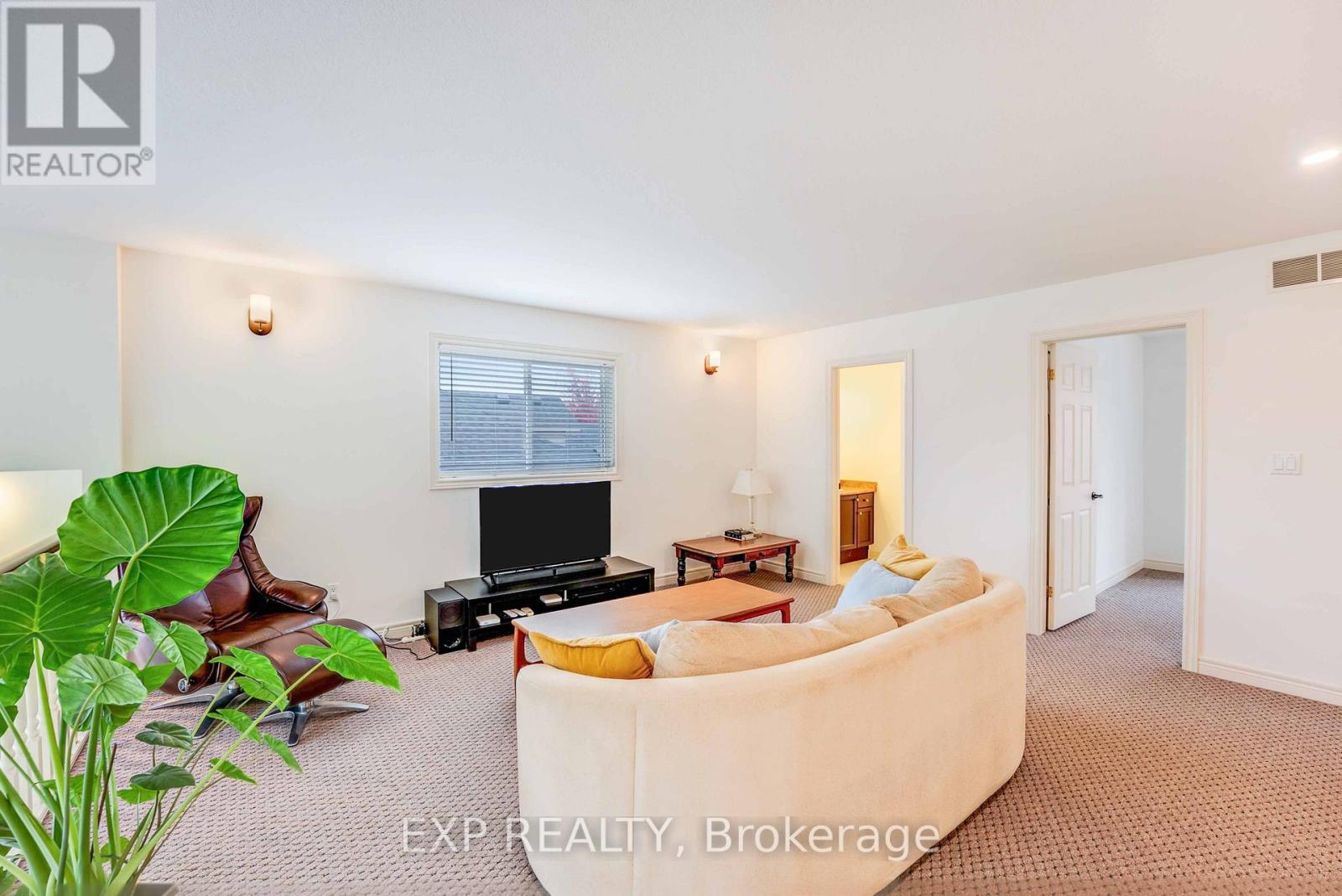 28 Loretta Drive, Niagara-On-The-Lake, Ontario  L0S 1T0 - Photo 20 - X12922034
