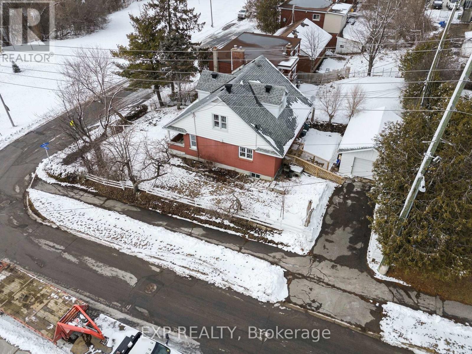 2511 Junction Avenue, Ottawa, Ontario  K1V 8G9 - Photo 25 - X12911816