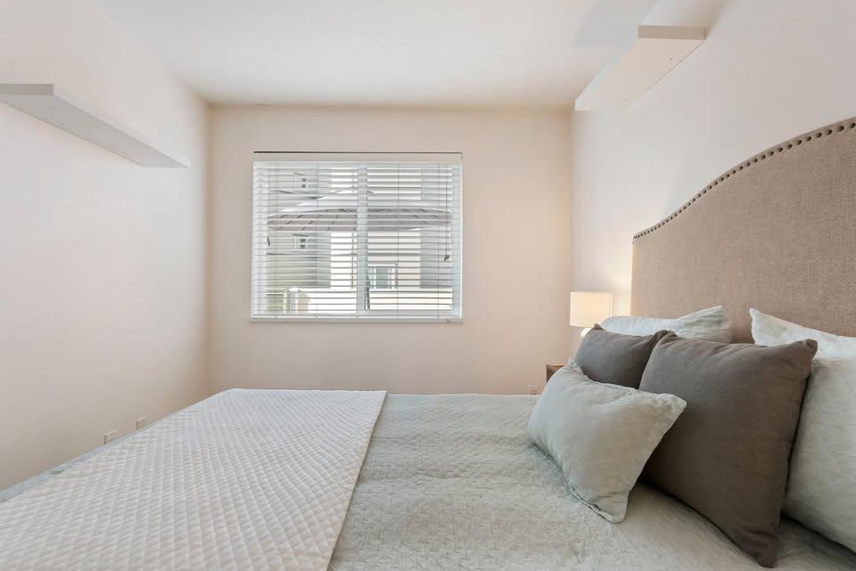 212 15795 Croydon Drive, Surrey, British Columbia  V3Z 2L6 - Photo 17 - R3118107