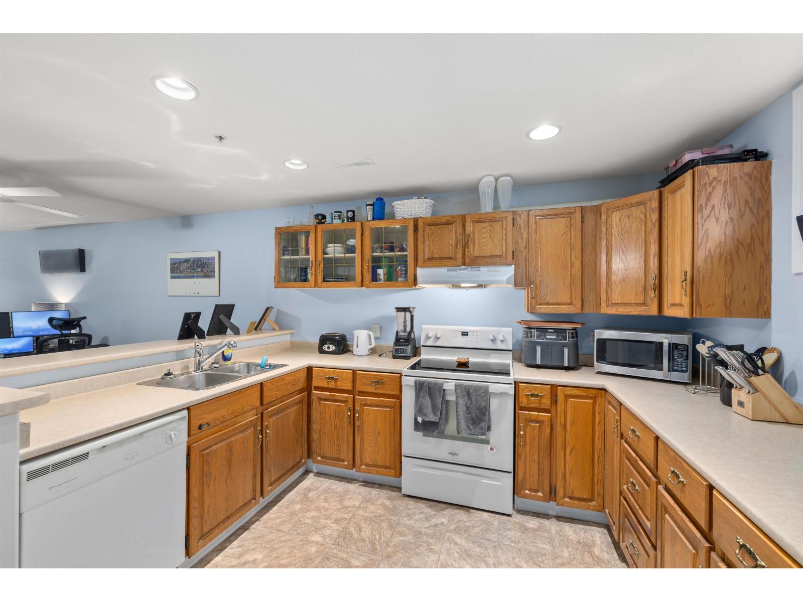 18377 66th Avenue, Surrey, British Columbia  V3S 9A1 - Photo 25 - R3118106