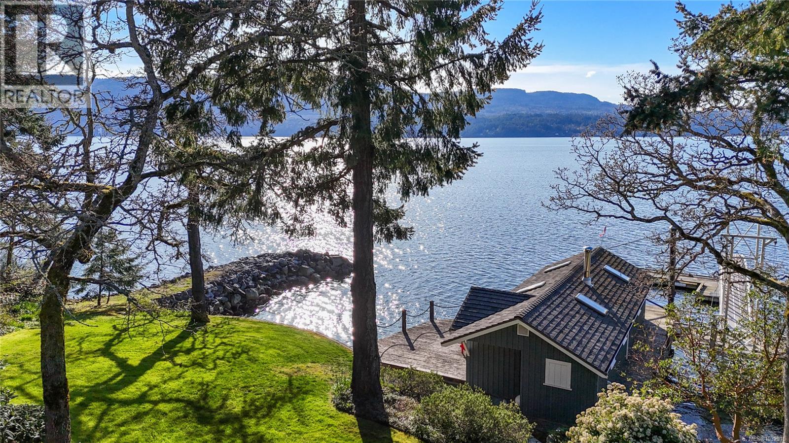 8440 Lawrence Rd, Central Saanich, British Columbia  V8M 1S5 - Photo 30 - 1032910