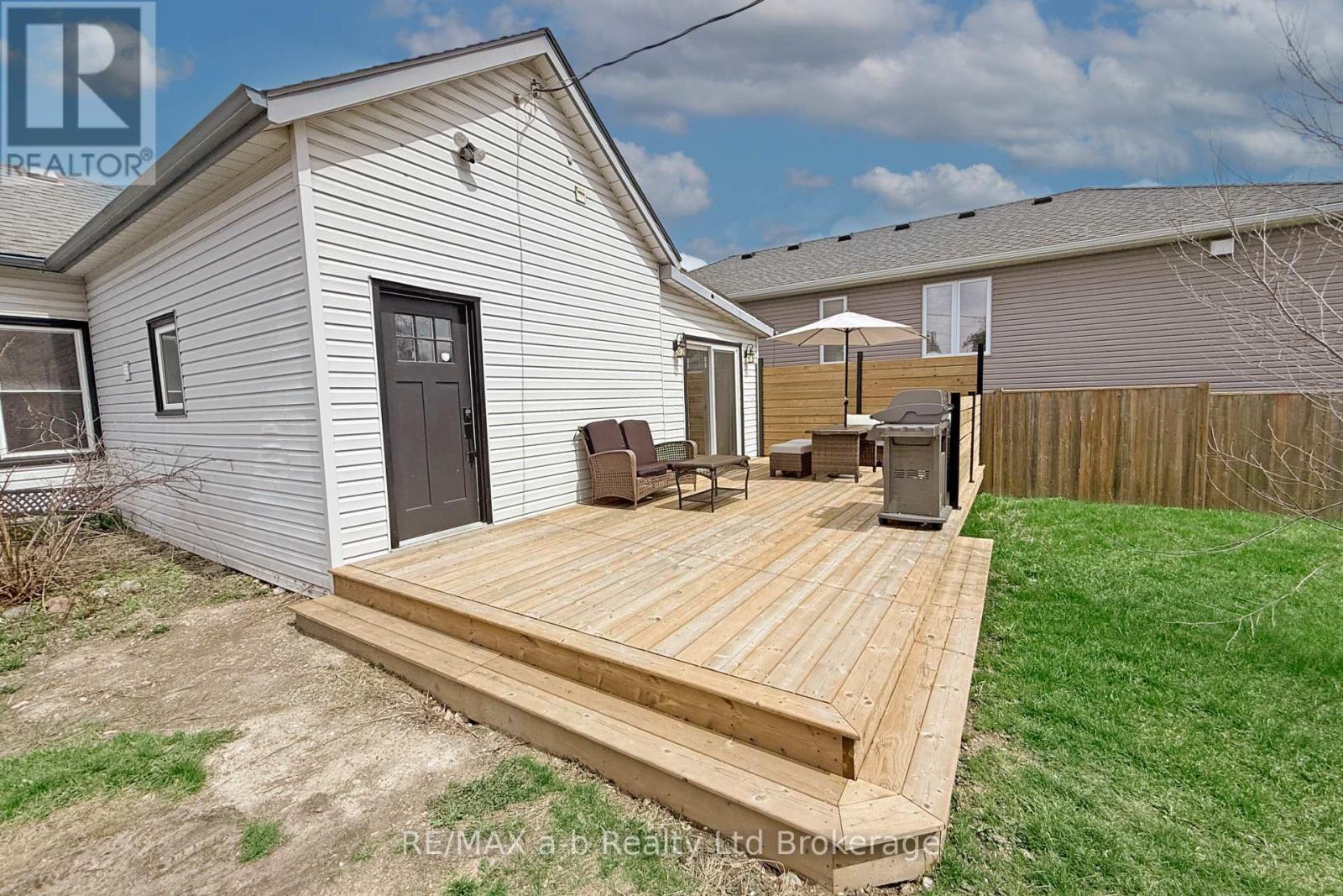 688 Henry Street, Woodstock, Ontario  N4S 1Y3 - Photo 41 - X13032432