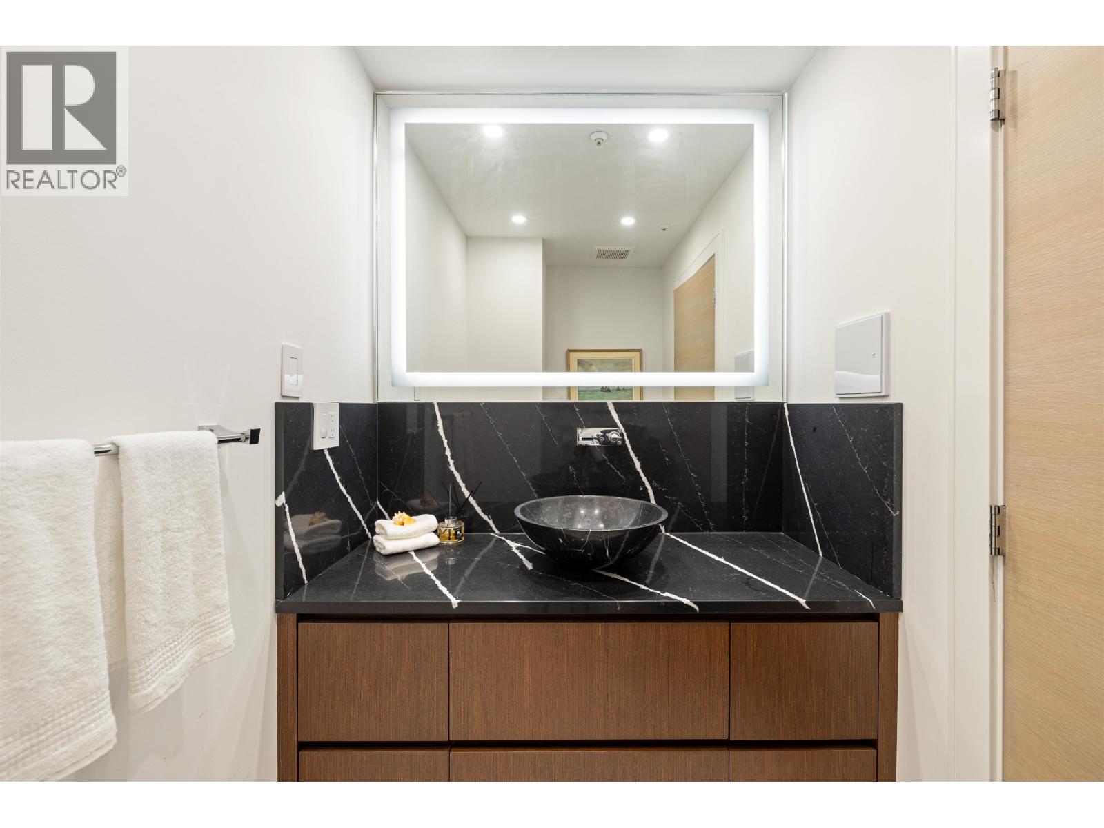 701 3105 Deer Ridge Drive, West Vancouver, British Columbia  V7S 4W1 - Photo 18 - R3118073