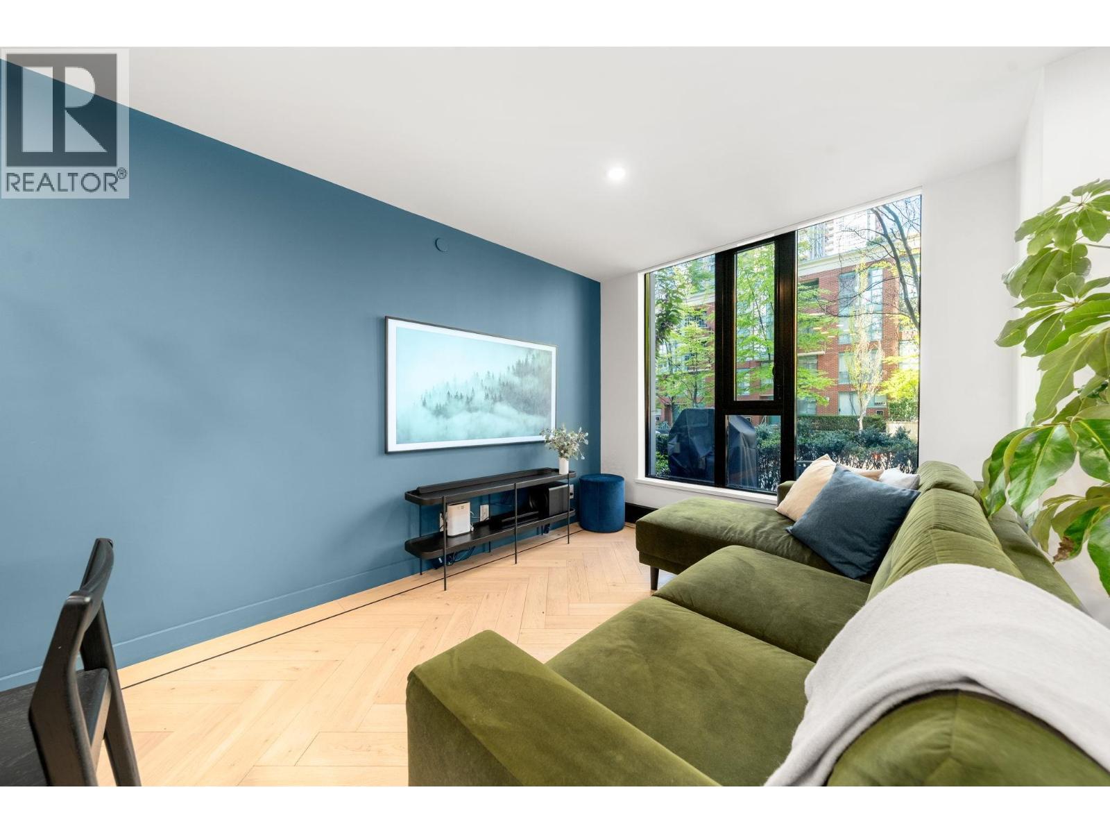 918 Homer Street, Vancouver, British Columbia  V6B 1T7 - Photo 3 - R3118078