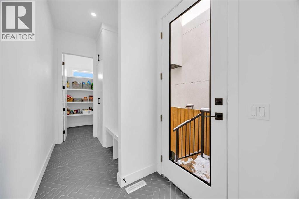 2625 29 Street Sw, Calgary, Alberta  T3E 2K6 - Photo 18 - A2299402