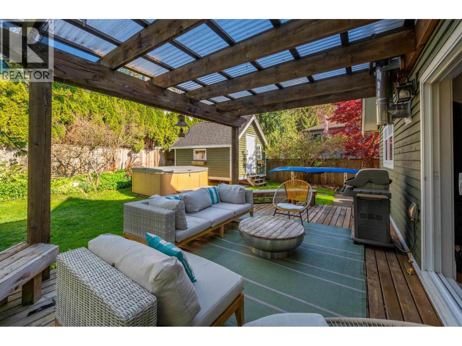 1000 Polewe Place, Garibaldi Highlands, British Columbia  V0N 1T0 - Photo 12 - R3118051