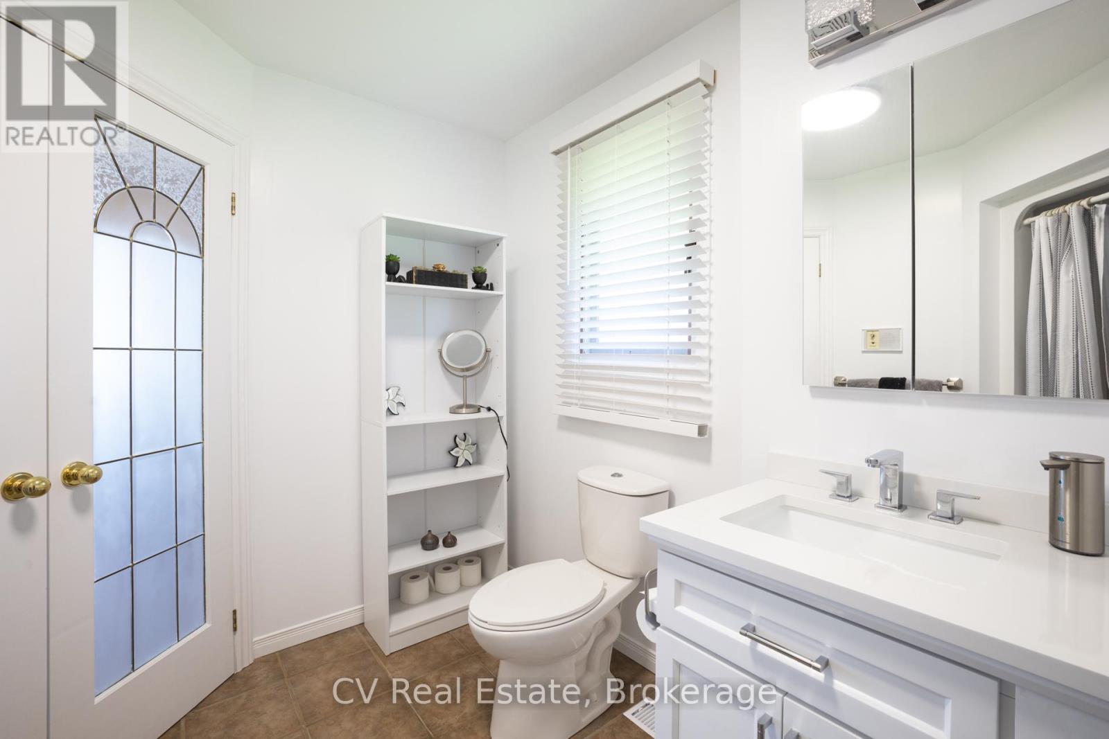 Unit #2 - 1240 North Kahshe Lake Road, Gravenhurst (Morrison), Ontario  P0G 1E0 - Photo 32 - X13065920