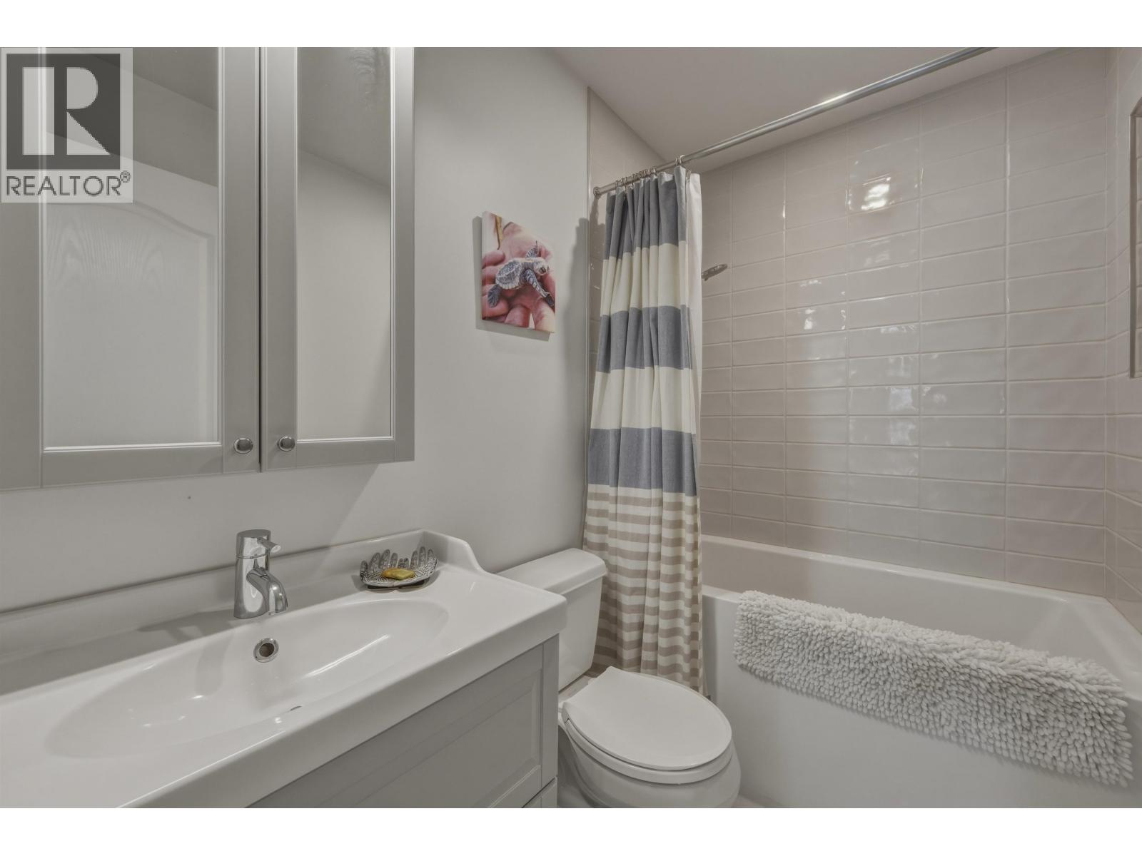 1000 Polewe Place, Garibaldi Highlands, British Columbia  V0N 1T0 - Photo 25 - R3118051