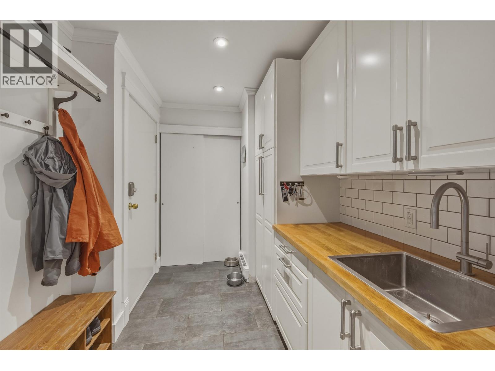 1000 Polewe Place, Garibaldi Highlands, British Columbia  V0N 1T0 - Photo 30 - R3118051