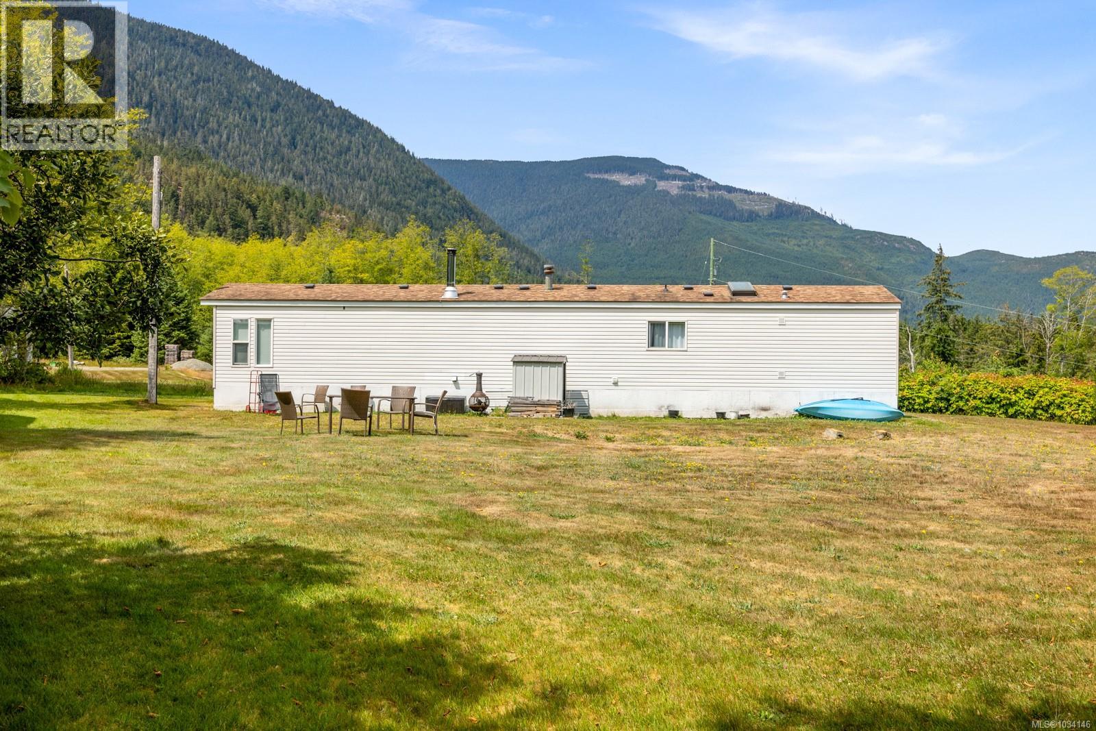 843 Sayward Rd, Sayward, British Columbia  V0P 1R0 - Photo 24 - 1034146