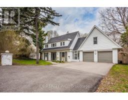 6 FARMINGDALE ROAD, Toronto, Ontario