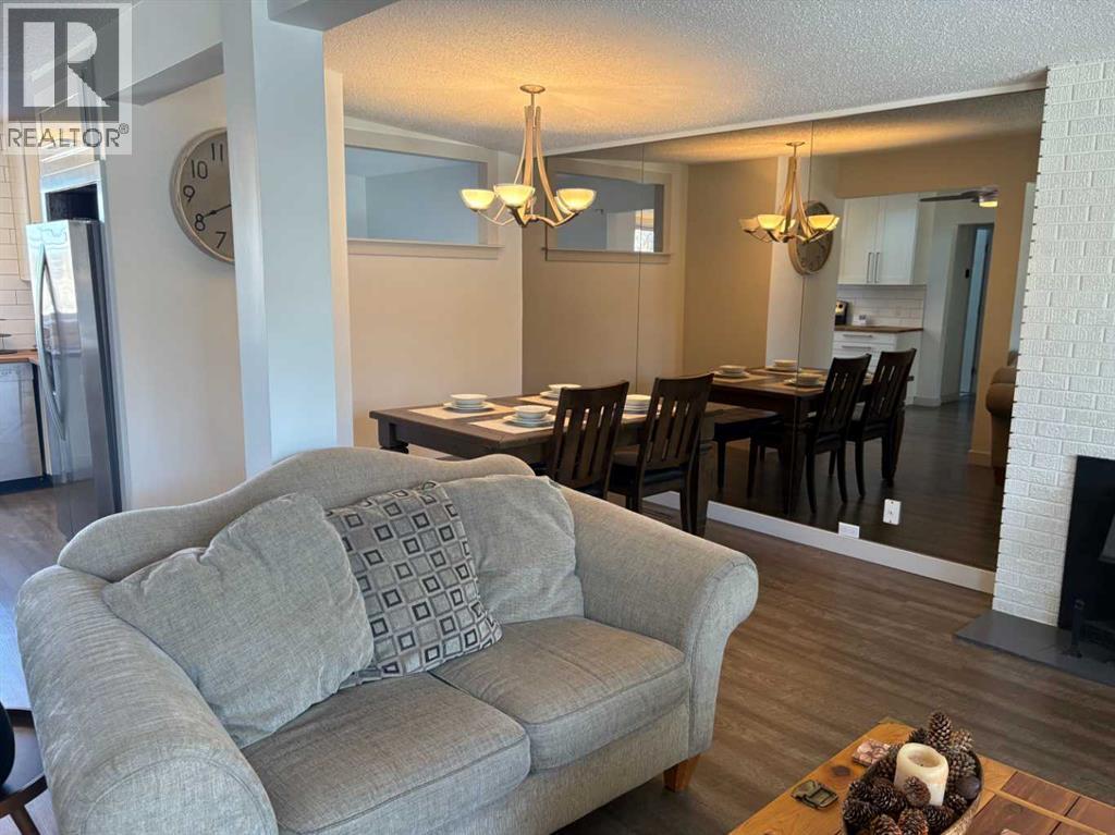 10212 7 Street Sw, Calgary, Alberta  T2W 0G3 - Photo 5 - A2291733