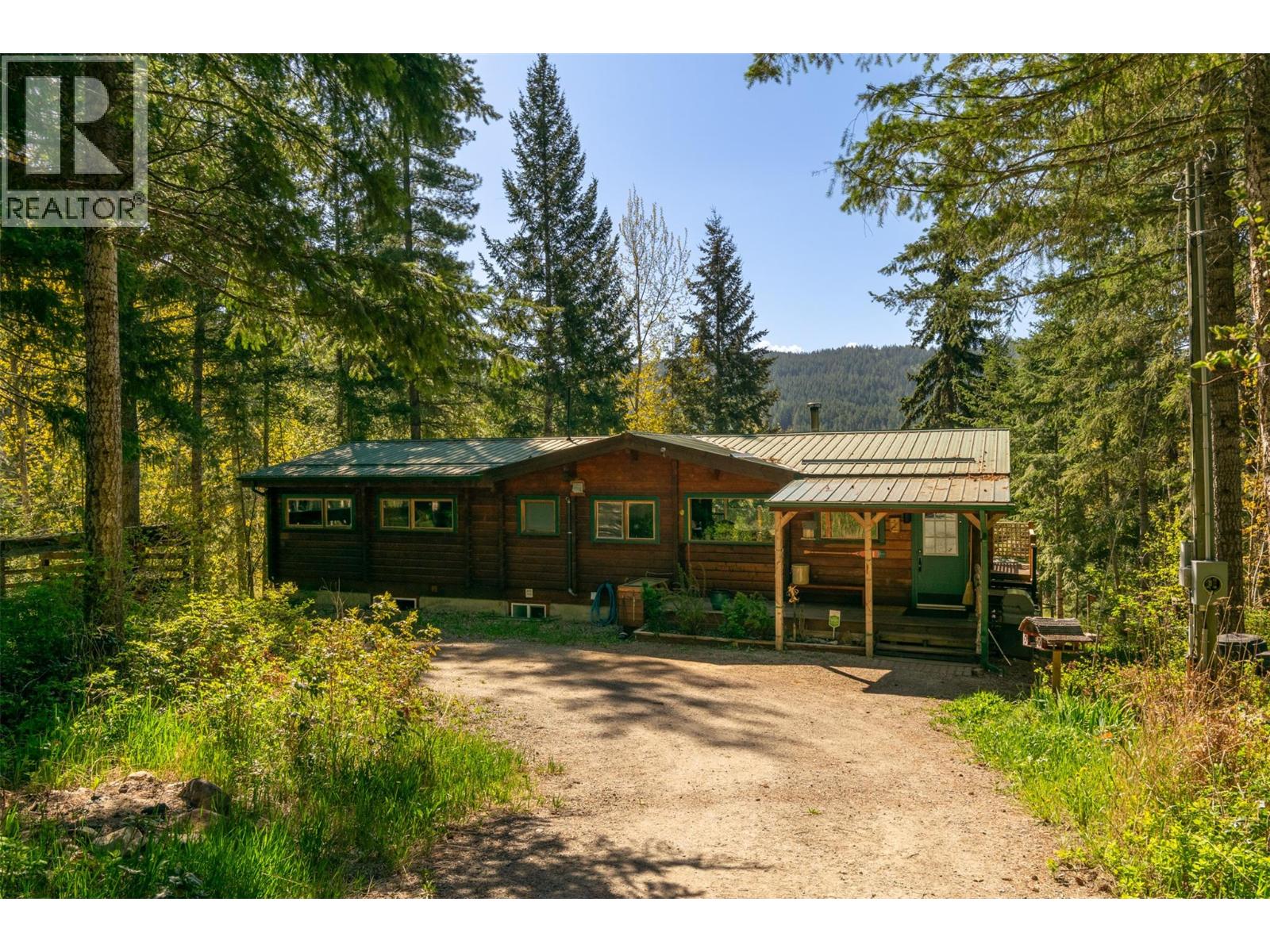 781 Gardom Lake Road, Enderby, British Columbia  V0E 1V3 - Photo 1 - 10370317
