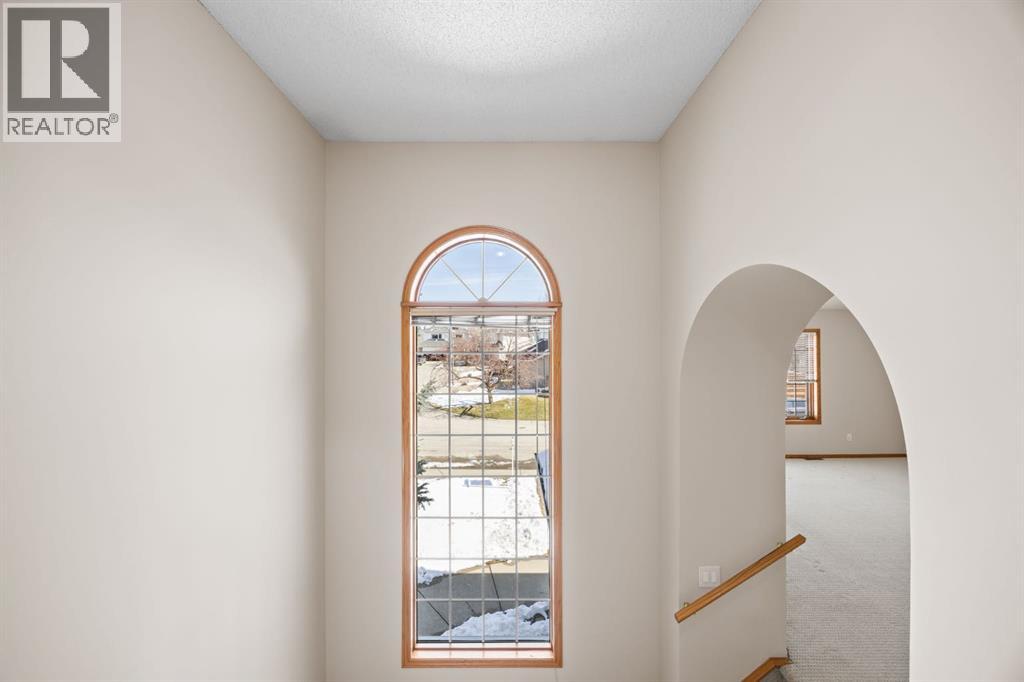 119 Valley Glen Bay NW, Calgary, Alberta  T3B 5P9 - Photo 22 - A2303270
