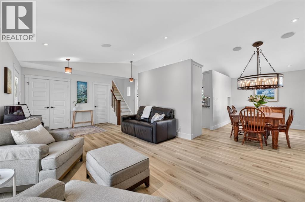 107 Pump Hill Place SW, Calgary, Alberta  T2V 4C6 - Photo 8 - A2305329